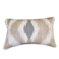  SMALL IKAT IN NATURAL WITH STRIPE REVERSE 30 X 45