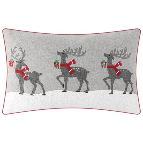 REINDEER CARRYING PREZZIES 30 X 50